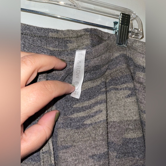 Ebb & Flow camouflage joggers, sweatpants lounge pants size 3X - Picture 5 of 5